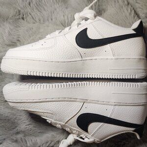 *NEW* Nike AF1's  Youth 6 Air Force 1's